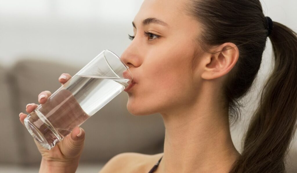 habits for glowing skin water